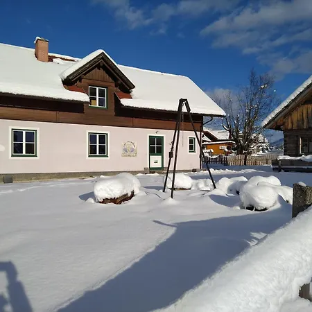 Alpenvereinshaus 公寓